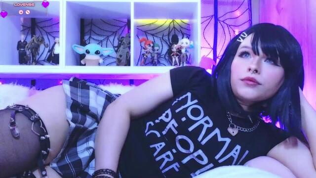 lady-ricci – Flirt4Free webkamerás modell