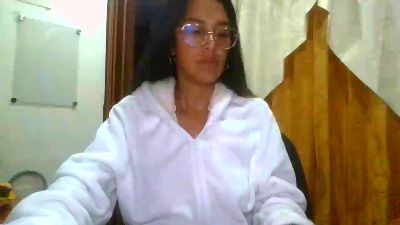 juanabrunette7 na Cam4: fotky a profil
