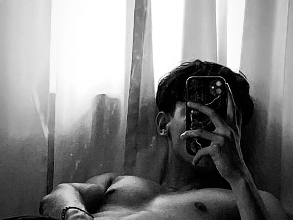 KalSan1209, вебкам модел на Stripchat: слике