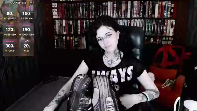 noellegothicshadow, webcammodell på Chaturbate: bilder