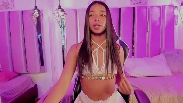 natasha-smiith, modèle webcam Flirt4Free : photos