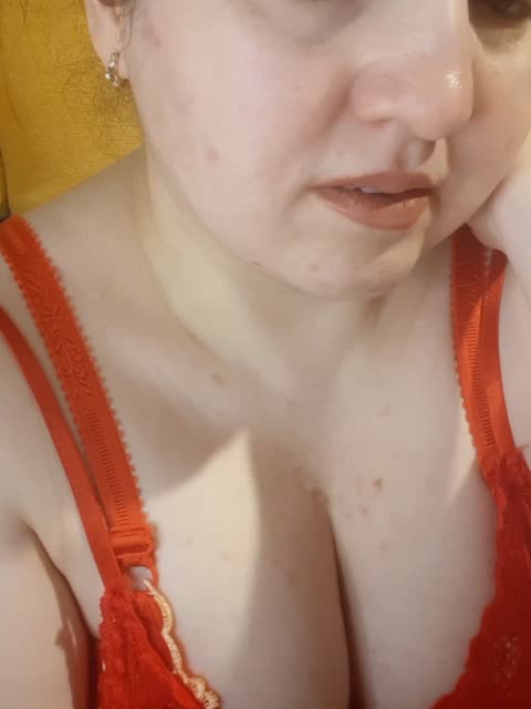 Preview photo of webcam model stefanymellow3 on BongaCams
