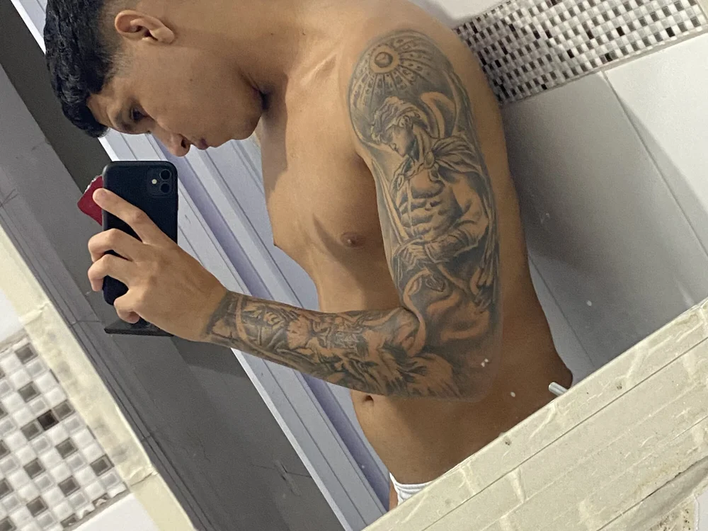 militardot22 (Stripchat): ảnh người mẫu webcam