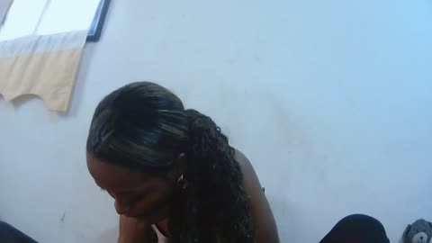 chou1, model webcam de BongaCams: fotos