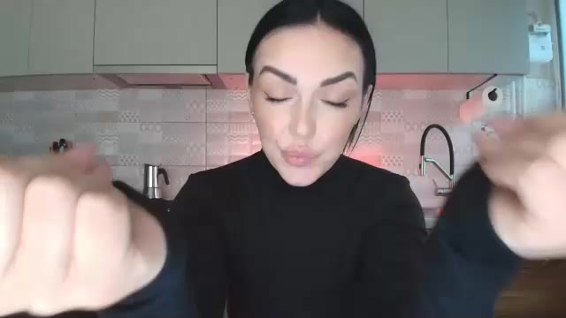 Preview photo of webcam model missnelly on Chaturbate