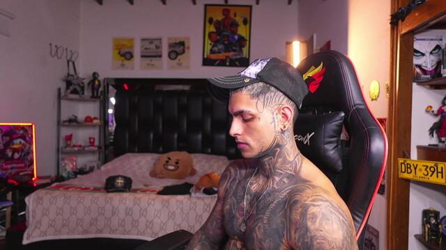 logan-hugh (Flirt4Free): nuotraukos, profilis