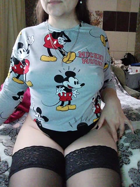 vikki-vik: عارضة كاميرا ويب على BongaCams