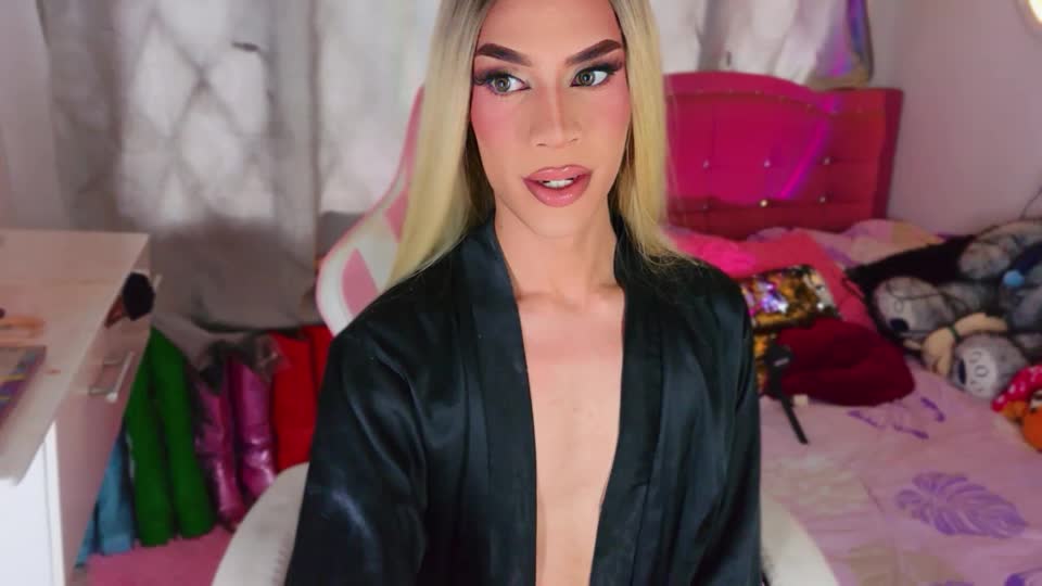 camilapreaty (XloveCam): nuotraukos, profilis