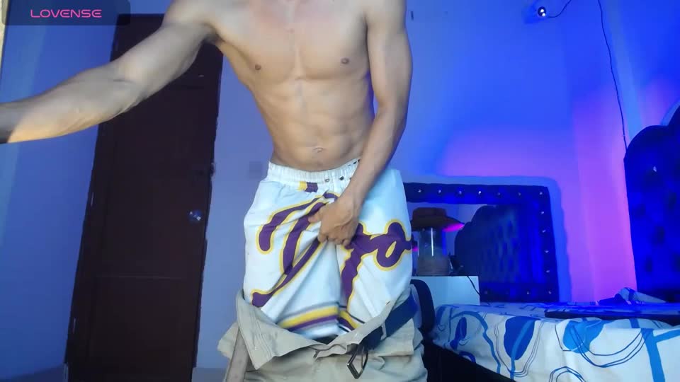 tayroncoleman: عارضة كاميرا ويب على XloveCam