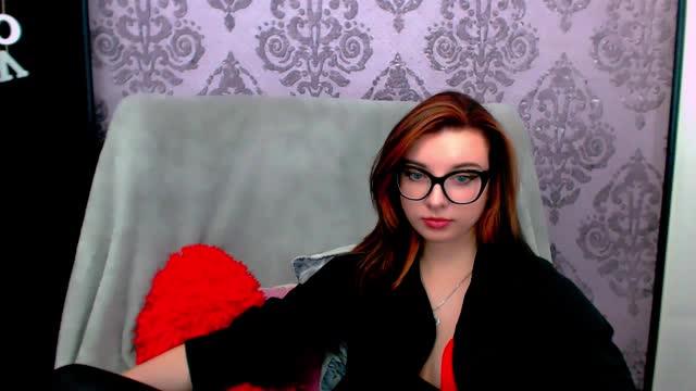 Preview photo of webcam model dominaluna on XloveCam