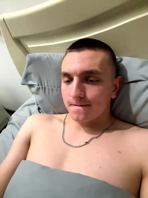pavel69-1, modelo webcam do BongaCams: fotos