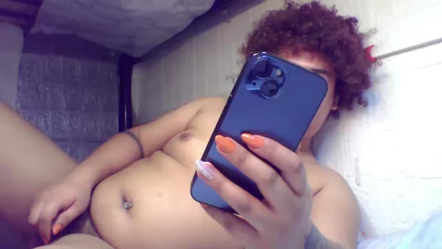 Фото вебкам-модели miss_marilag_ на Chaturbate