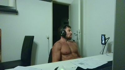 alpha_hunk, webcam model na Cam4: slike