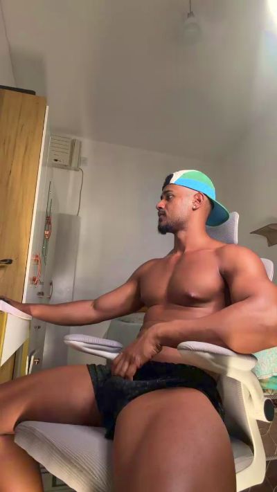 jhefiinho, model webcam de Cam4: fotos