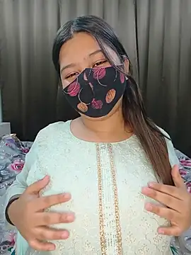 YOUR_GF_, model webcam de Stripchat: fotos
