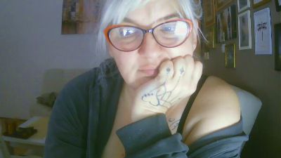irma2, model webcam pe Cam4: poze