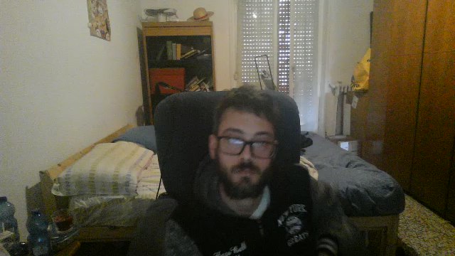 teuz90: عارضة كاميرا ويب على Cam4