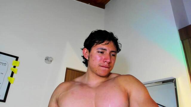 alexander-classy: عارضة كاميرا ويب على Flirt4Free