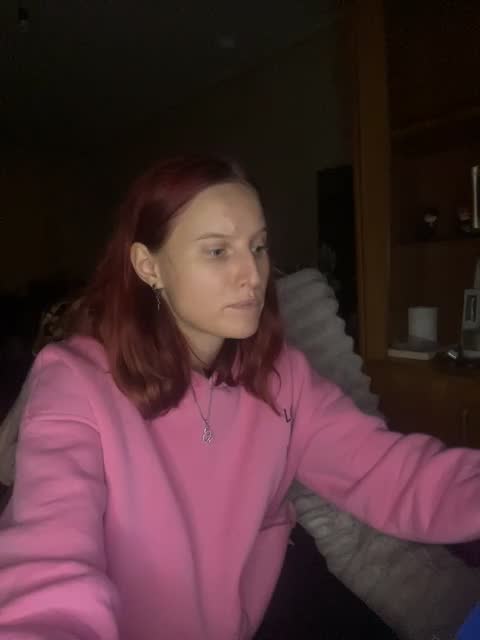 juliannamoor: عارضة كاميرا ويب على XloveCam