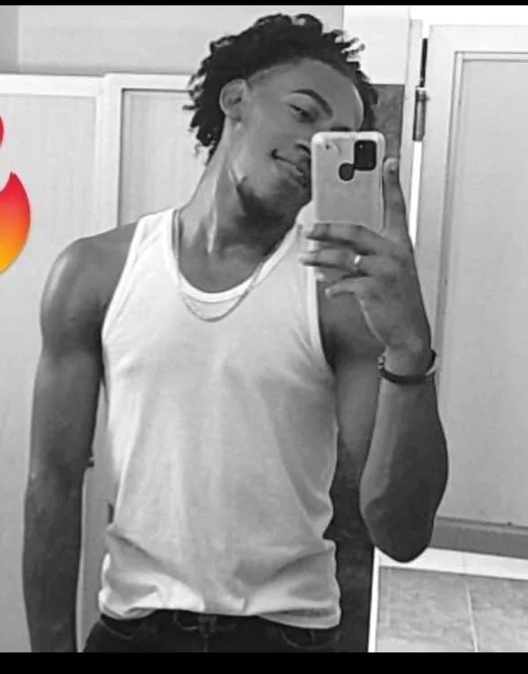 Preview photo of webcam model Jhon_swif on Stripchat