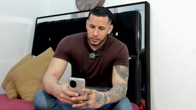 george-diesell, webcammodel på Flirt4Free: fotos