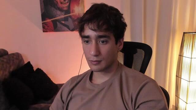 Preview photo of webcam model alex-riveira on Flirt4Free