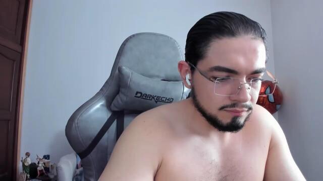 luigi-white, modelo webcam de Flirt4Free: fotos
