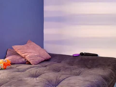 Preview photo of webcam model misparisa-danthe on BongaCams