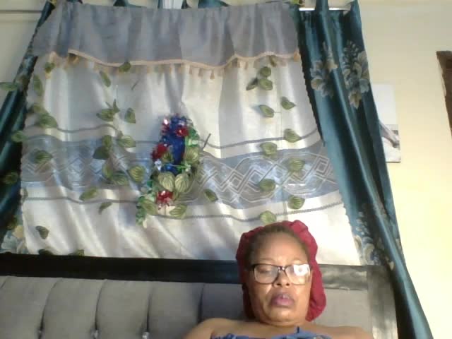 heavyass69, modelo webcam de XloveCam: fotos