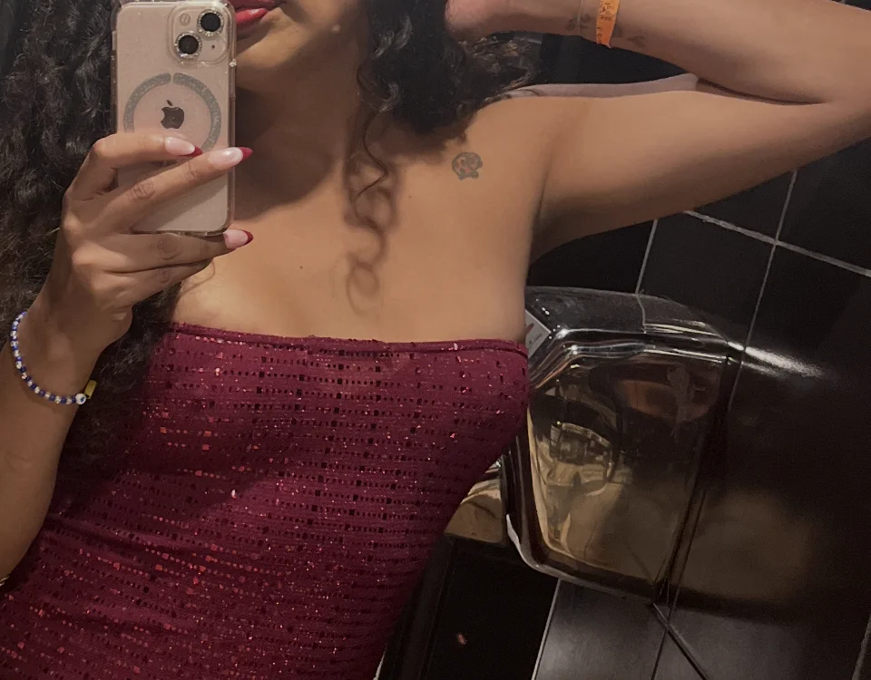 Preview photo of webcam model Melina_lareinax on Stripchat