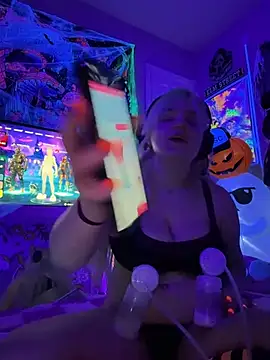 Cutiepiespanks na Stripchat: zdjęcia i profil