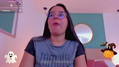 lucy_blue28_ në Cam4: foto dhe profili