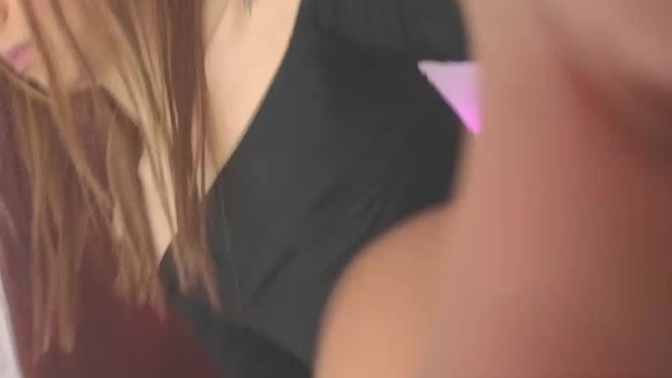 Preview photo of webcam model sophieevans on XloveCam