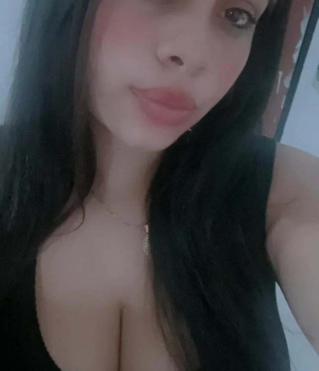 lili_breastxxx, model webcam de Stripchat: fotos