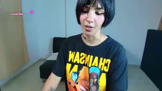 emily_rojas_ — Chaturbate ওয়েবক্যাম মডেল: ছবি