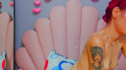 lucymiller — BongaCamsのライブ配信モデル：写真・プロフィール