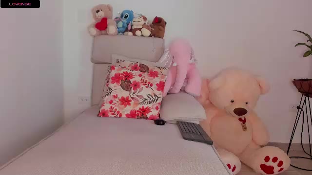 curly_sweett — Chaturbate: ფოტოები და პროფილი