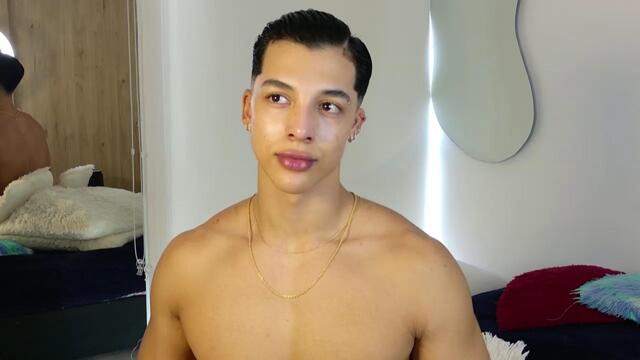 troye-williams — Flirt4Free वेबकैम मॉडल: फ़ोटो