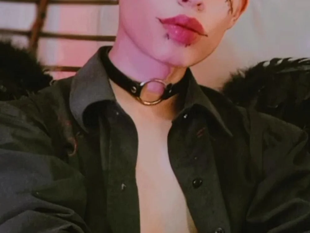 _justinmoon2 – уебкам модел в Stripchat: снимки