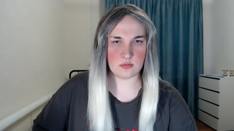 Preview photo of webcam model evamiron on BongaCams