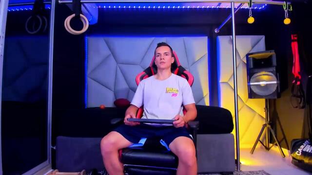 ayden-miller, model webcam pe Flirt4Free: poze