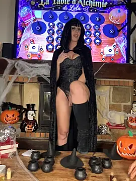 lola_tentatiion — Stripchat वेबकैम मॉडल: फ़ोटो