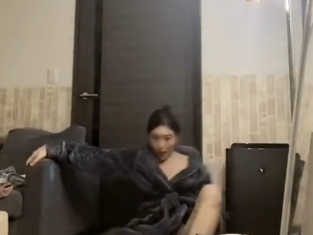 lixiaoshuai8 (Stripchat): nuotraukos, profilis
