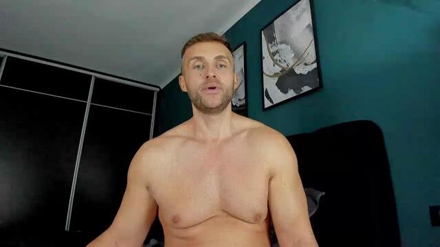 floyd-c: عارضة كاميرا ويب على Flirt4Free