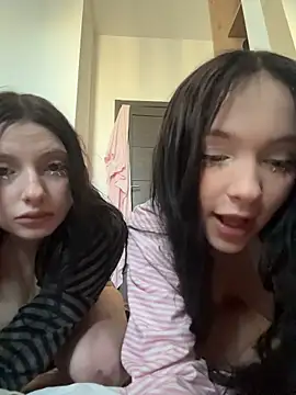 Baby_Tiny на Stripchat: слики и профил