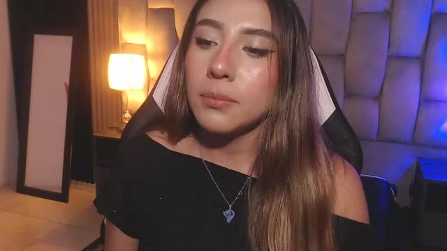 bonnali_lune – уебкам модел в Chaturbate: снимки