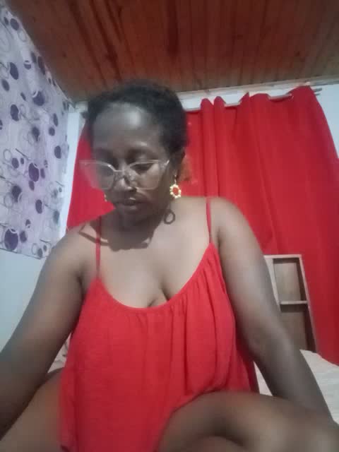 luciasexy69 na XloveCam: fotky a profil