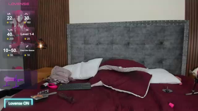 jade_scarllet — Chaturbate वेबकैम मॉडल: फ़ोटो