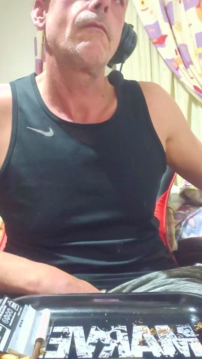 voneicken — Cam4 वेबकैम मॉडल: फ़ोटो