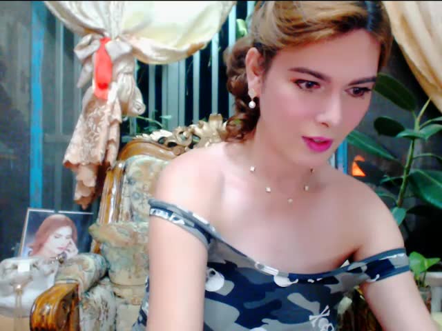 beautyqueents — XloveCam वेबकैम मॉडल: फ़ोटो